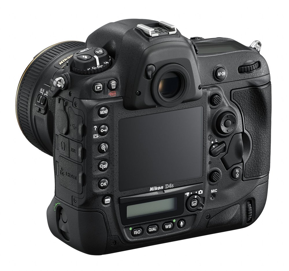 Nikon D4S widok na panel sterujący