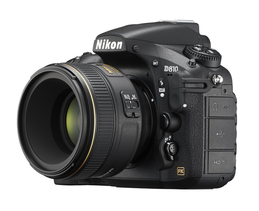 Nikon D810 widok z boku